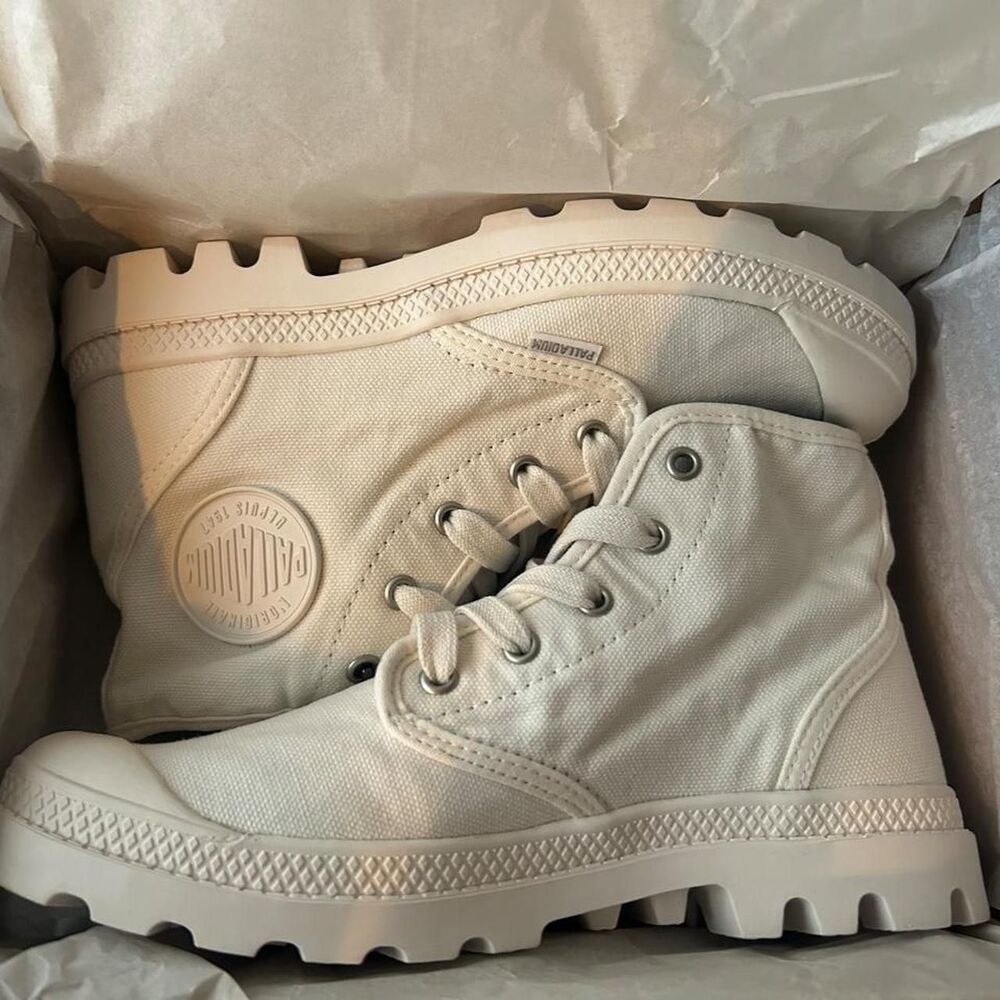 Palladium Women's White and Cream Trainers